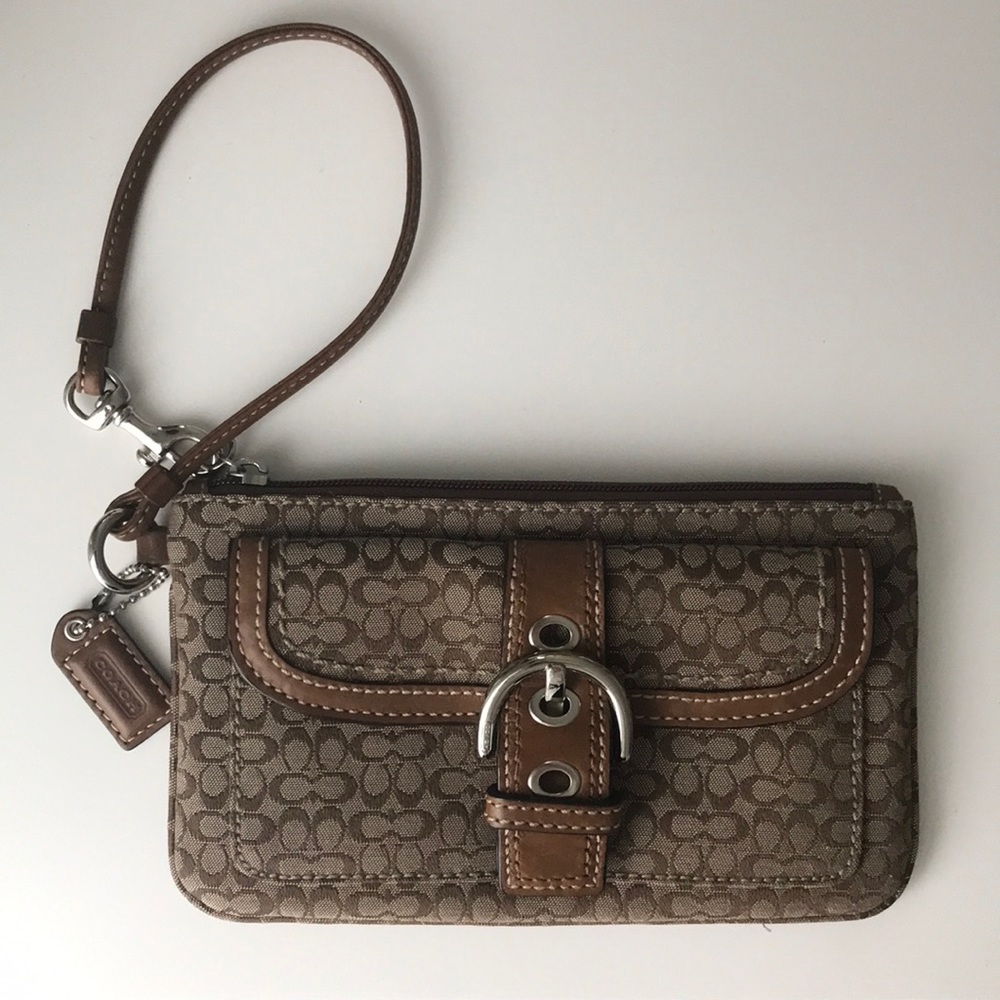 Coach Wristlet (barely used)